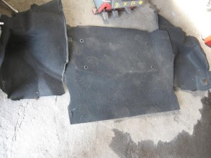 TAPICERKA BAGAZNIKA BOCZKI BMW E36 COMPACT