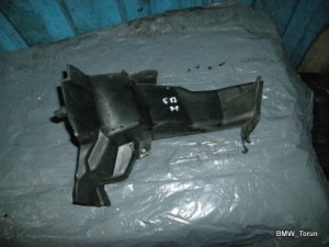 WLOT PODSZYBIE RURA PRAWA BMW E87