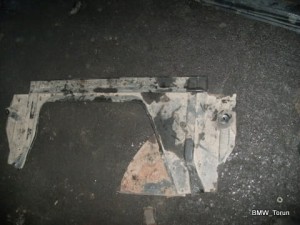 OSŁONA POD ZDERZAK TYŁ PASSAT B5