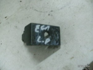 ZAWIAS DRZWI PRZÓD LEWY BMW E60 E61