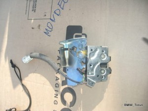 ZAMEK KLAPY BAGAŻNIKA MONDEO MK3