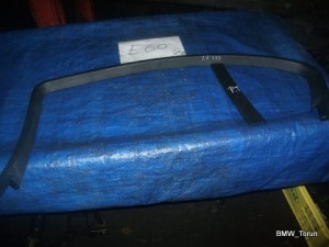 RAMKA DRZWI TYŁ PRAWA BMW E60