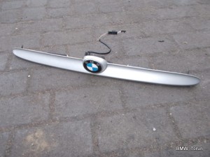 LISTWA PODŚWIETLENIE KLAPY TITANSILBER CABRIO E46