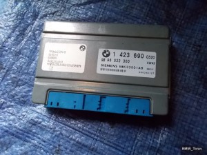 KOMPUTER STEROWNIK SKRZNI AUTOMAT 3.0D E39 F-VAT