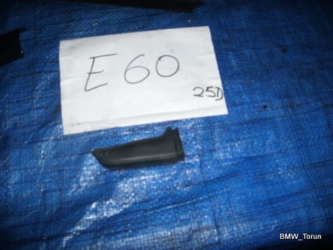 5058698563