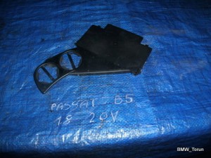 UCHWYT NA KUBKI NAPOJE PASSAT B5