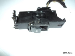 PRZEŁĄCZNIK SZYB PRAWY BMW E46