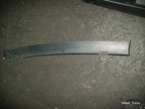 LISTWA MASKOWNICA OSŁONA KLAPY TYŁ BMW E39 KOMBI