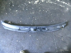 PODSZYBIE EUROPA V40 S40