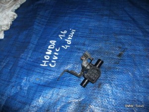 ZAWÓR CZUJNIK PODCIŚNIENIA 1.4 1.6 CIVIC VII 01-05