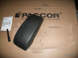 PODŁOKIETNIK MONDEO MK3