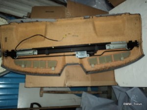 ROLETA ELEKTRYCZNA PÓŁKA BMW E38
