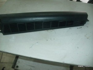 OSŁONA MASKOWNICA BOCZEK BAGAŻNIKA L BMW E36 KOMBI