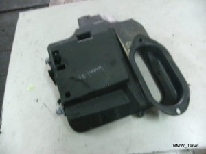 OSŁONA MASKOWNICA WLOT PASSAT B5 FL