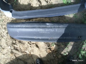 ZDERZAK TYŁ TYLNY OPEL ASTRA F