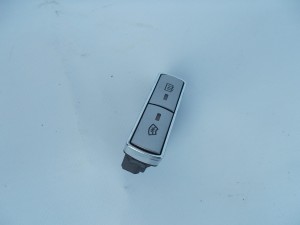 PRZEŁĄCZNIK PODGRZEWANIA SZYBY MONDEO MK4 F-VAT
