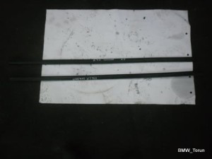 LISTWA ZGARNIAJACA ZEW PRAWA BMW E36 COMPACT