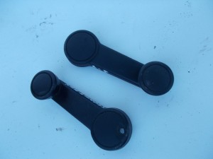 RĄCZKA OTWIERANIA SZYBY LEWA/PRAWA MK5 94-00 F-VAT