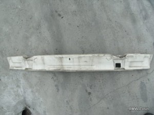 BELKA ZDERZAKA TYŁ TYLNEGO BMW E46