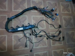 WIAZKA INSTALACJA KABLE SILNIKA BMW E39 2.5 TDS