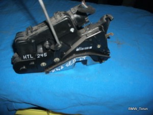 ZAMEK DRZWI TYŁ LEWY LIFT SEDAN KOMBI E46