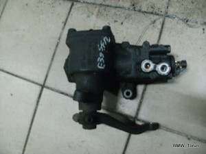 PRZEKŁADNIA KIEROWNICZA V8 4.0 4.4 BMW E39