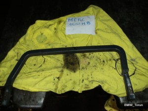 RĄCZKA UCHWYT DRZWI TAPICERKI MERCEDES MB100
