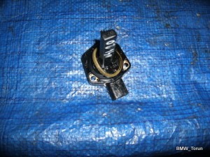CZUJNIK POZIOMU OLEJU BMW E87 E90 E91 E92