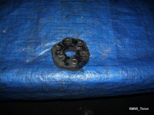 GUMA ŁĄCZNIK SPRZĘGŁO WAŁU WAŁ BMW E87 E90 E91 E92