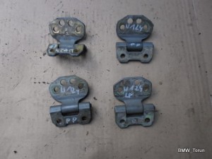 ZAWIAS ZAWIASY DRZWI MERCEDES 124