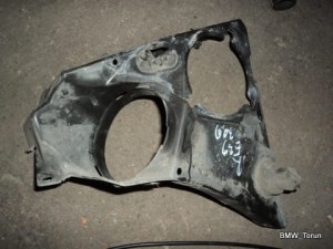 MOCOWANIE UCHWYT WLOTÓW POWIETRZA BMW E39 3.0d