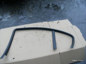 RAMKA LISTWA USZCZELKA DRZWI TYŁ PRAWA BMW E46