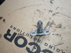 RYGIEL ZATRZASK MASKI BMW E46 F-VAT
