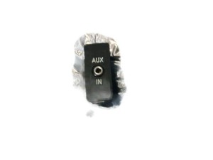 WYJŚCIE GNIAZDO AUDIO AUX BMW 1 E87