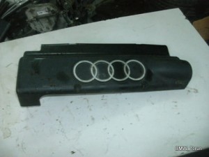 OSŁONA POKRYWA SILNIKA 1.8 1.6 PASSAT A4 B5