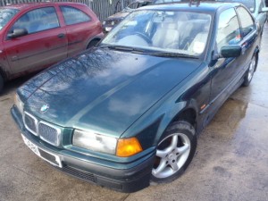 LUSTERKO LEWE 4 PINY BMW E36 FARNGRUEN